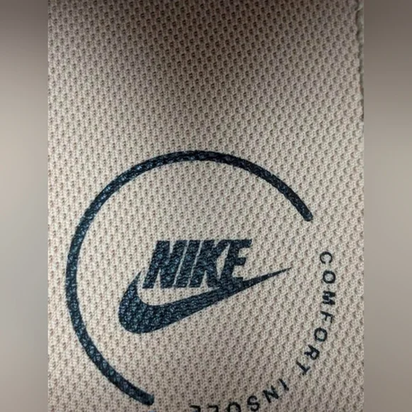 Nike Women's Court Legacy Lift Platform Sneakers Size US 7.5 NWOT MSRP 94.99 - Picture 10 of 10